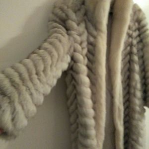 SAGA FOX/FUR/Fur Coat/Fox/SAGA/Vintage Fur/Coat